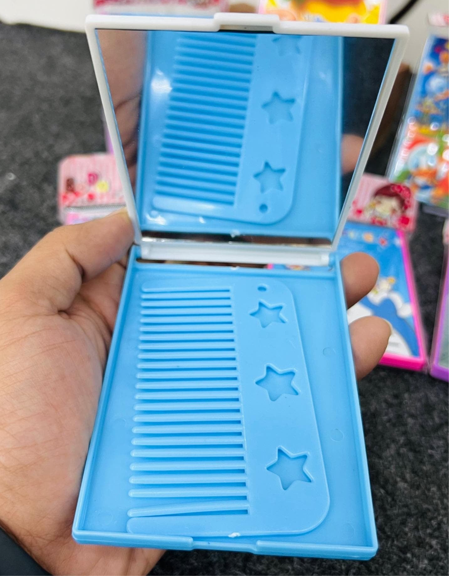 Cartoon Character Mirror Comb Set