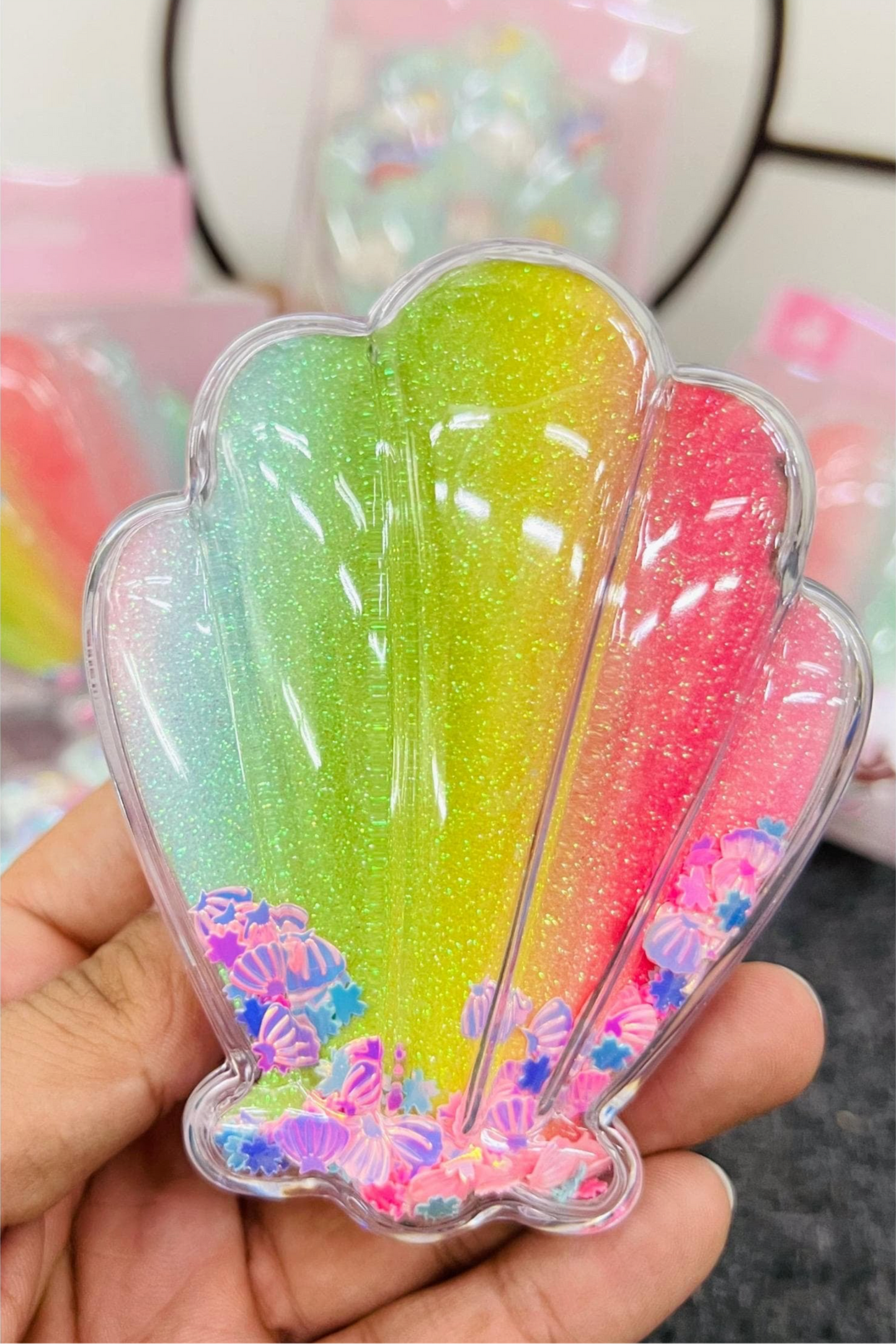 Shell Shaped Sparkle Comb